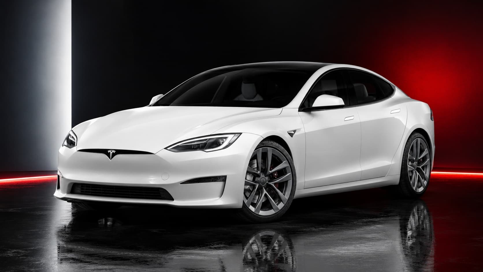 Tesla Model S in Pearl White